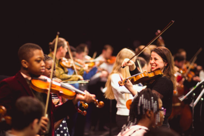 Neighborhood Strings