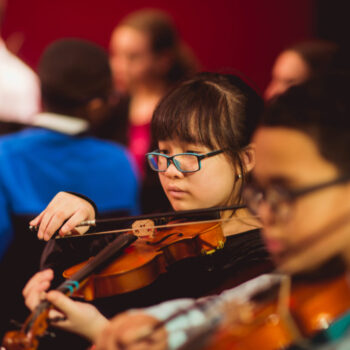 NS girl FC20 violinist GREAT
